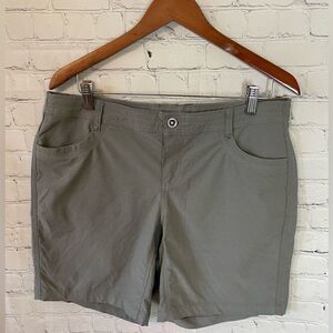 Kuhn Gray Bermuda Shorts Size14